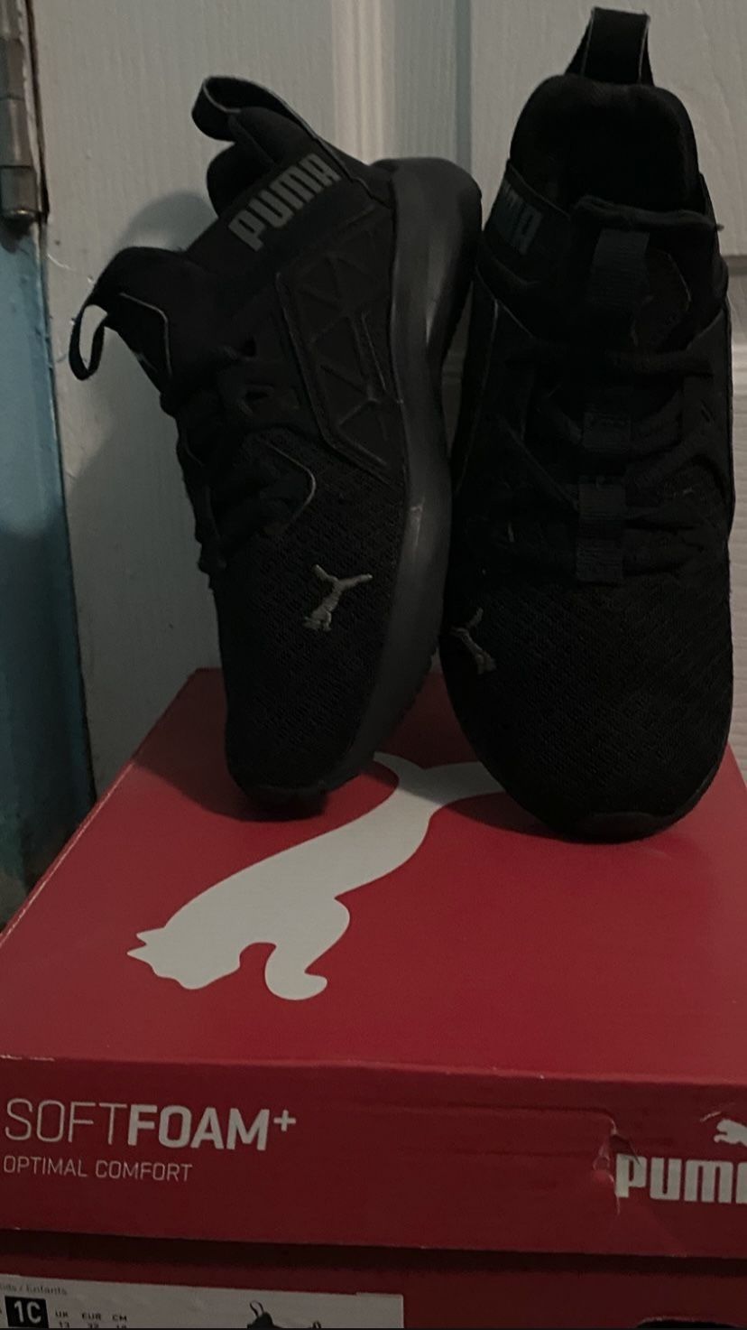 Puma Shoes (Size: 1C) 👉$20 Firm!👈