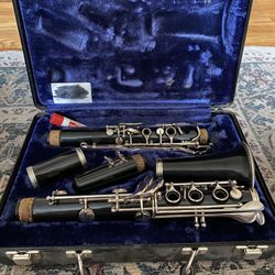 Bundy Clarinet 