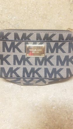 Michael kors wallet