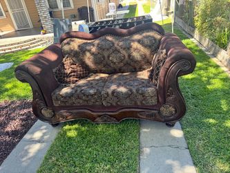 Love seat