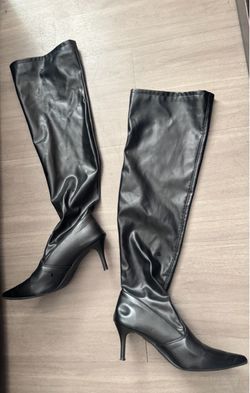 Black thigh heel boots size 8