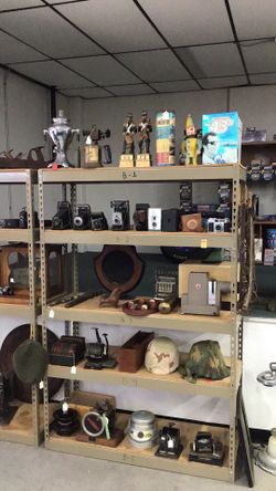 Antiques and collectibles prices Start at $5
