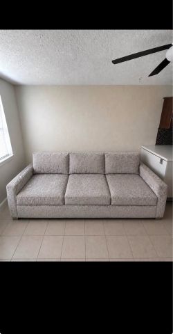 Sectional couch