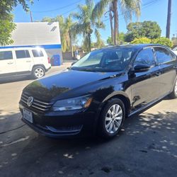 Volkswagen Passat 2012 