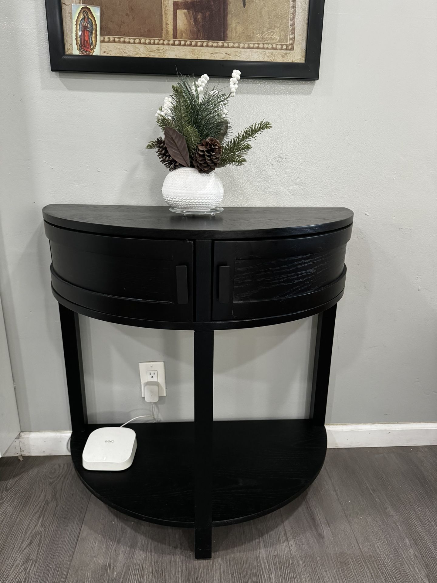 Half Moon Console Entry Table