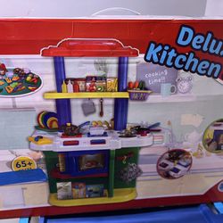 Kids Deluxe Kitchen Set 