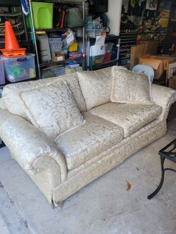 Couch/sofa