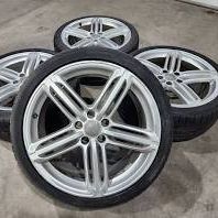 AUDI 5 Spoke Silver RIMS