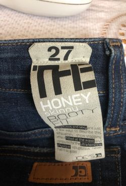 Joe’s honey skinny jeans