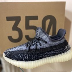 Adidas Yeezy Carbon Asriel Size 7 Brand New
