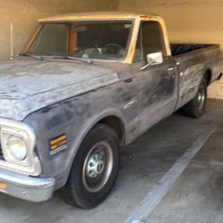 72 Chevy C20 pick up long bed