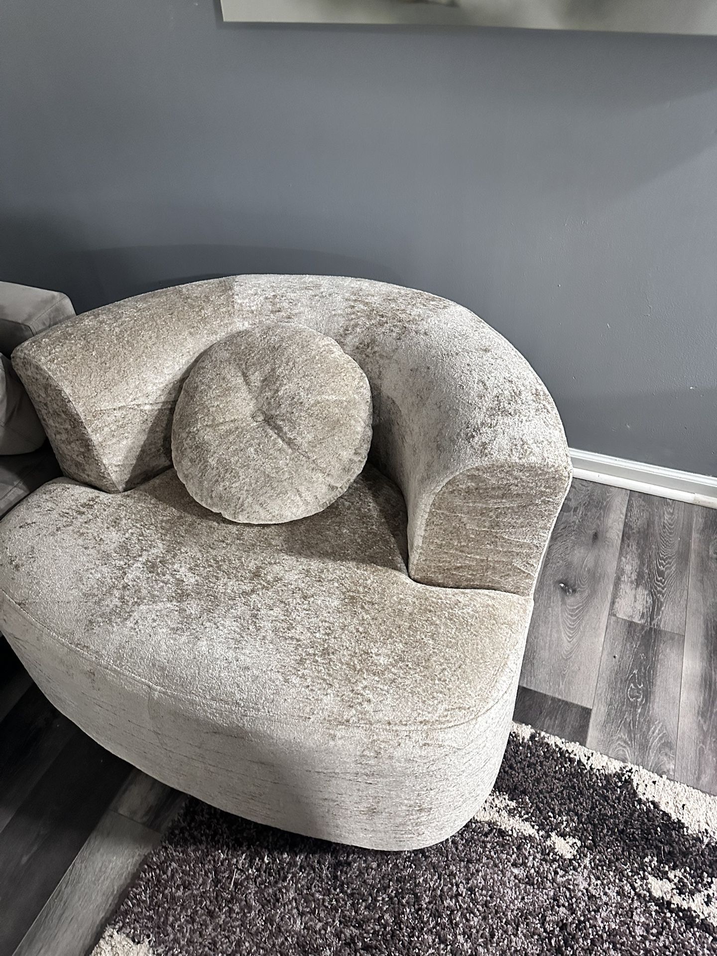 Swival Chair