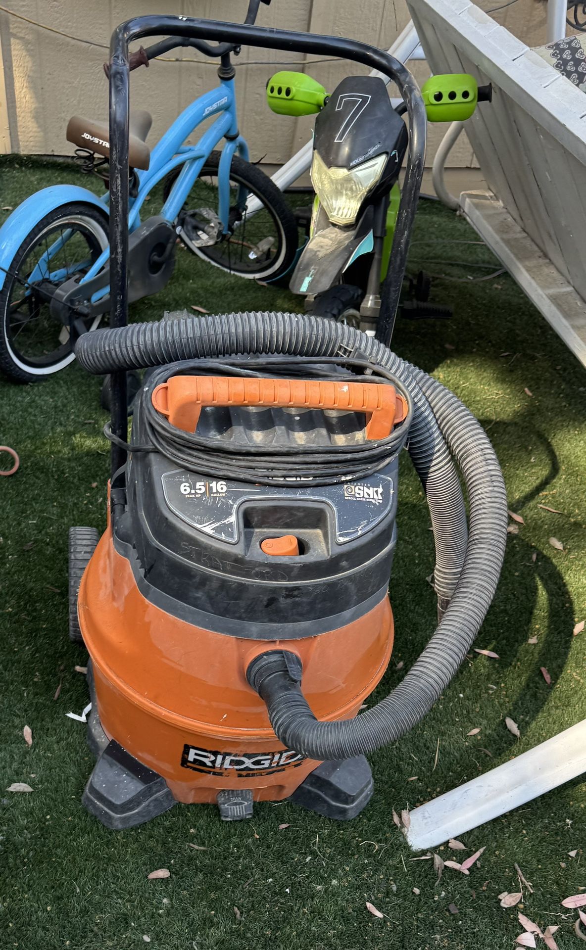 RIDGID vaccum