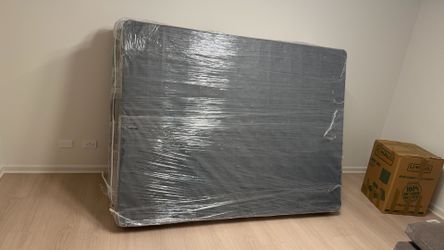 Queen Bed & Box Spring like new
