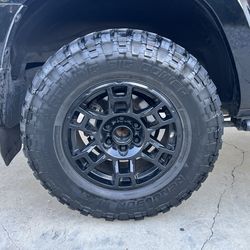 17in TRD wheels and Tires. 4Runner