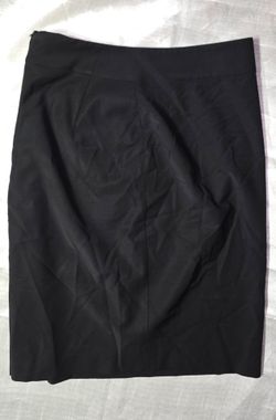 Women's Classic Black Pencil Skirt SIZE SMALL