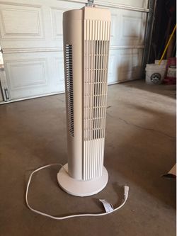 White tower fan
