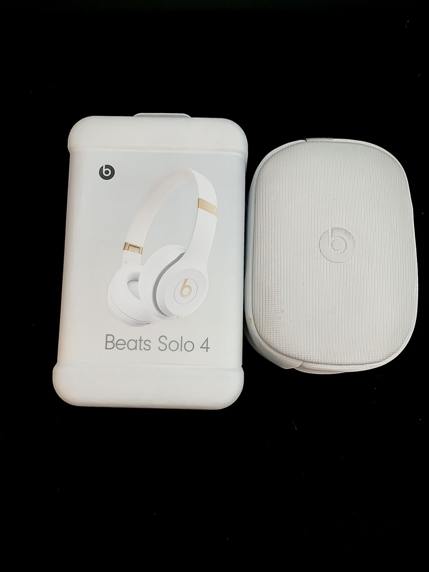 Beats Solo 4 Headphones