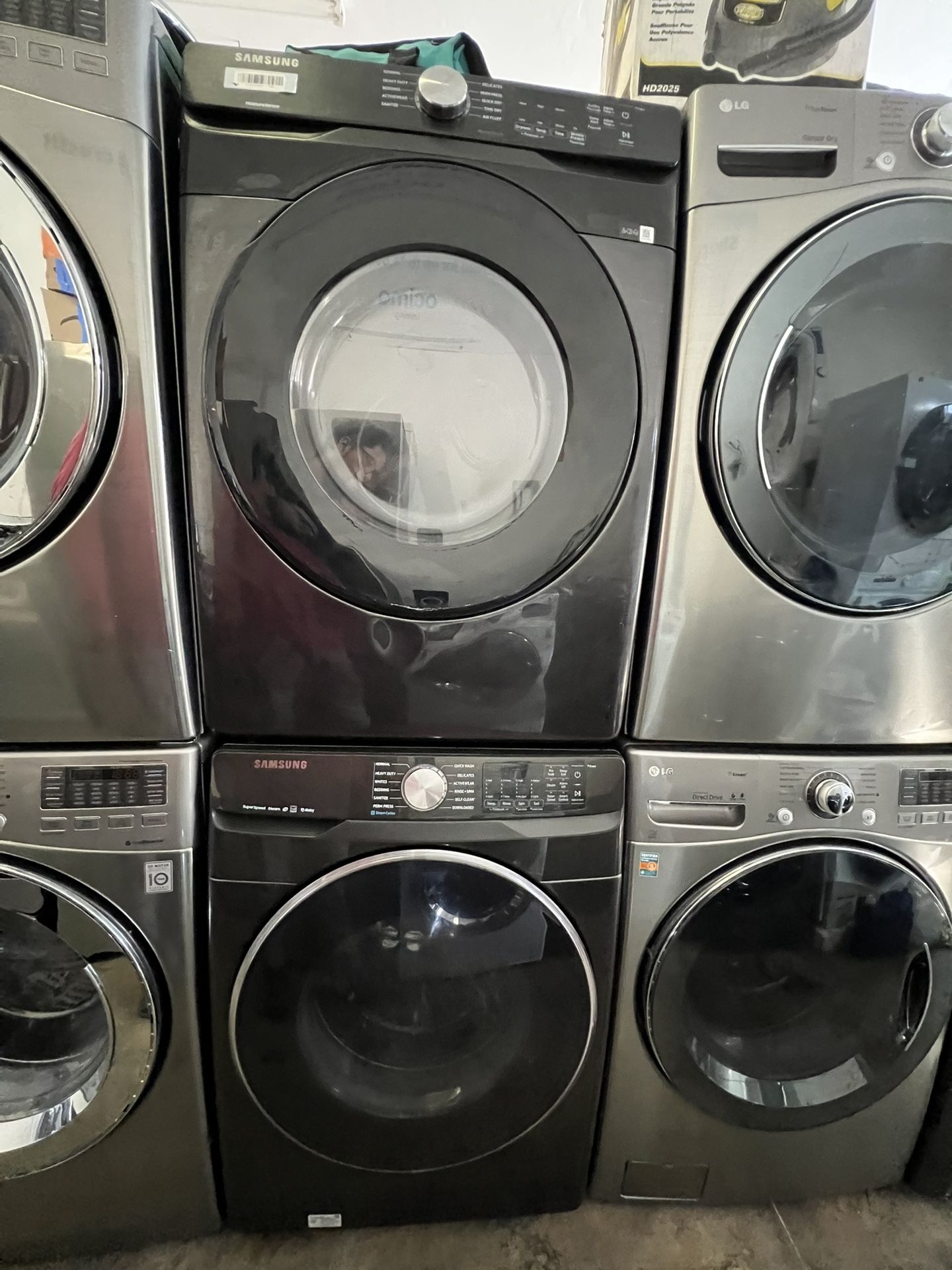 Washer And Dryer 
