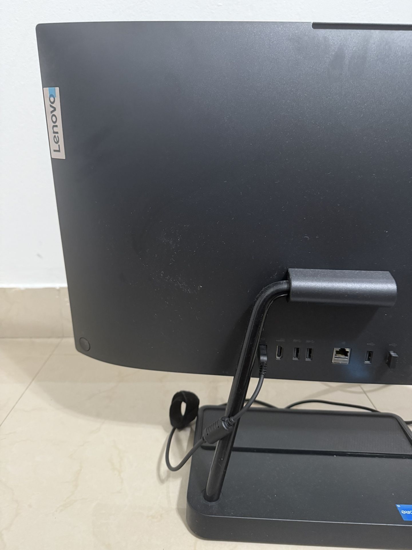 【訳あり/画面割れ】Lenovo Ideacentre AIO 3 24IAP7 LENOVO IdeaCentre AIO 3 24IAP7 All in One - 24-inch IPS - 13Gen