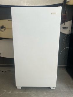 Kenmore upright freezer