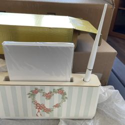 Lacquered Stationary Set