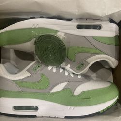 Ds Nike Air Max 1 Patta Chlorophyll Sz 11.5