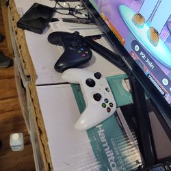 Xbox Controllers For Parts. Read Description! 