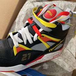 Pumps Omni Zone 90’s Sneakers Dominique Wilkins 