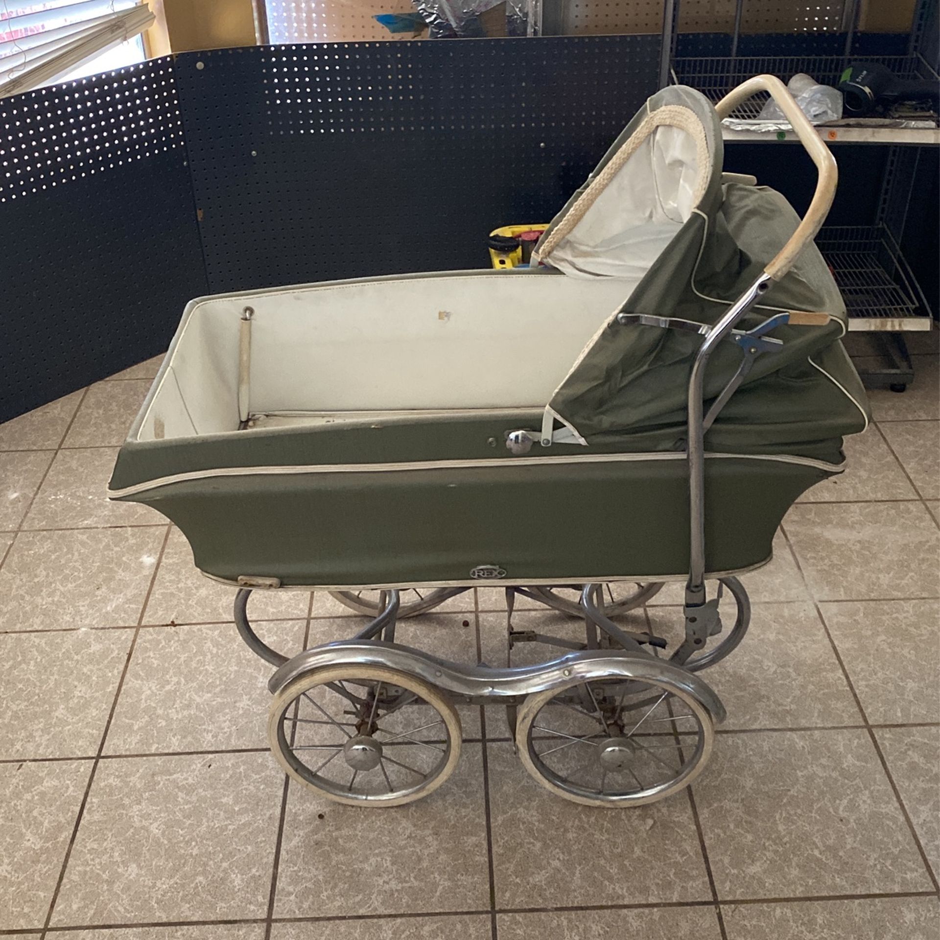 Rex Vintage Stroller from early 1900s