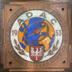 German V. W. Split-Oval window Bug Badge.