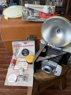 Vintage Polaroid Model 80 camera