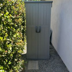Craftsman Shed 2x2 - Like New