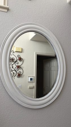 Oval mirror