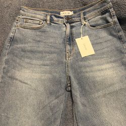 Women’s Jeans 