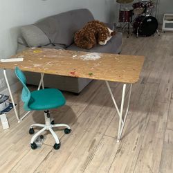 Free Craft Table And Chair