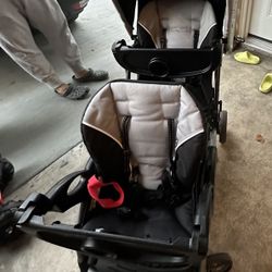 Stroller & Carseat For Twins