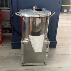 Electric Grater/ Guallo De Masa Para Pasteles