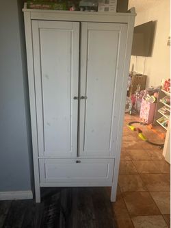 Wood closet