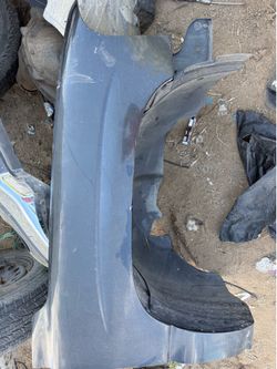 2005 GMC sierra fenders $150 each