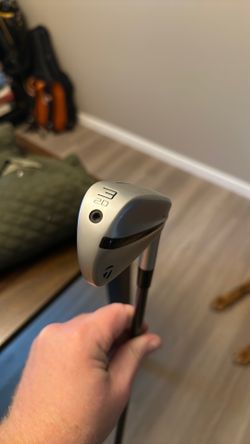 Taylormade P-UDI 3 iron 20’ stiff shaft