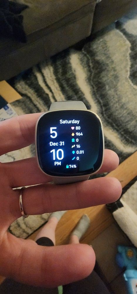 Fitbit Versa 3, Rose Gold, With Extra Bands And Face Covers