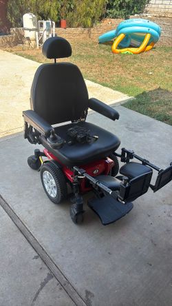 Jazzy 600es adult electric wheelchair