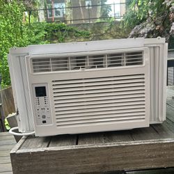 Air conditioner  - GE 6000 BTU