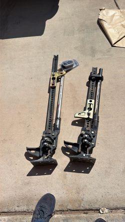 Hi- Lift Jack