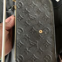 Louis Vuitton Clutch