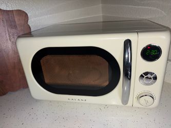 Retro Countertop Microwave