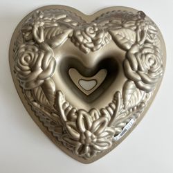 NORDIC WARE Heart Cake Mold - NEW