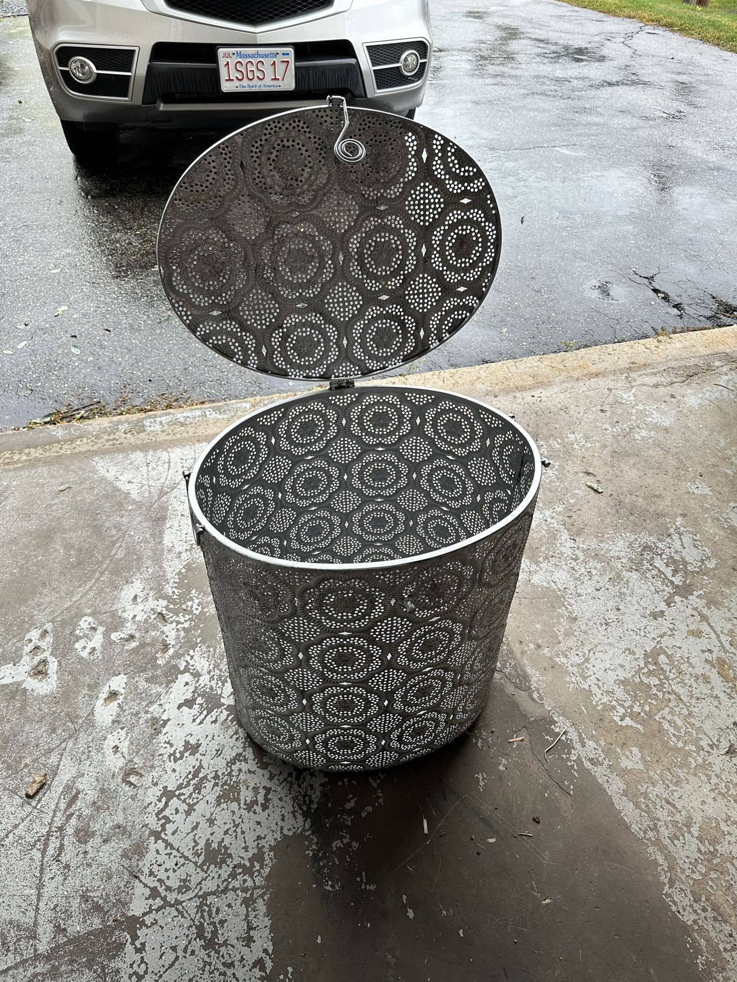 Metal Laundry Basket