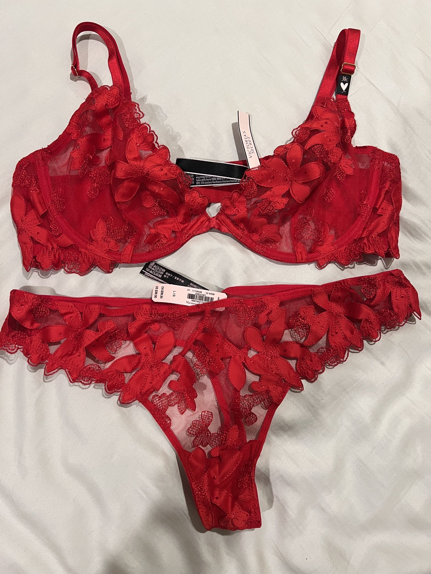 Victoria's Secret Red Lingerie Set - Size L/G